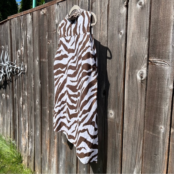Chico’s brown sleeveless asymmetrical animal print linen tunic medium - Picture 12 of 16